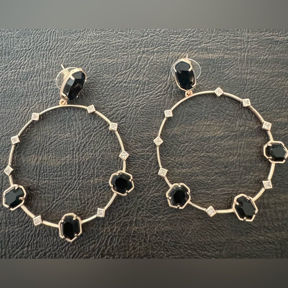 Kendra Scott Rose Gold Hoop Earrings with Black Stones - Picture 2 of 4